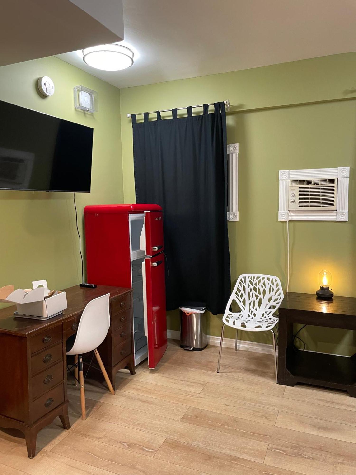 Private Room W/ Private Full Bathroom & Wifi & Ac & Shared Kitchen In Los Angeles Exterior foto